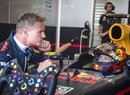 Loni v létě se potkal na rakouském okruhu Red Bull Ring s mistrem světa v rallye Sebastienem Ogierem (v autě) a radil mu před jeho jízdou s vozem formule 1