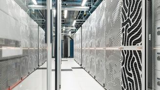 Boom AI je živený půjčenými miliardami, dluhový trh ale začíná brzdit euforii Boom AI je živený půjčenými miliardami, dluhový trh ale začíná brzdit euforii