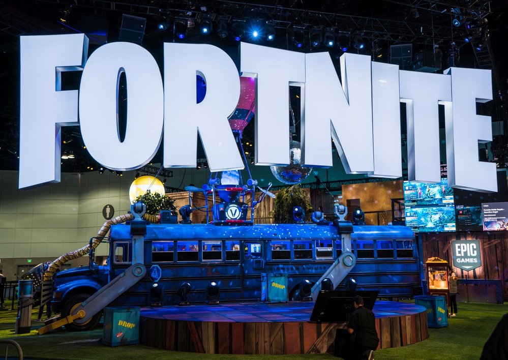 Fortnite zmizel v černé díře a pak šokoval hráče novým světem