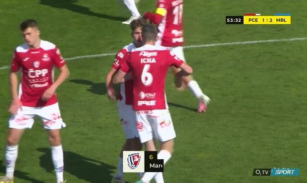 Pardubice - Mladá Boleslav: Je sníženo, Icha vrací domácí do zápasu, 1:2! 