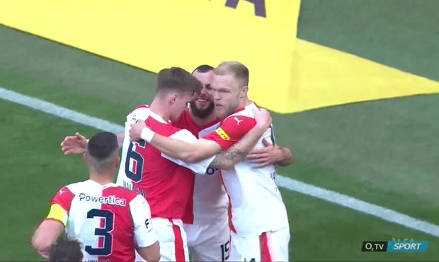 Slavia - Liberec: Jurečka poslal Vliegena na druhou stranu a posílá sešívané do vedení! 1:0