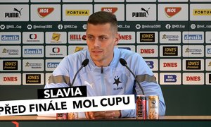 Asistent trenéra Slavie promluvil o absencích, Holeš je zvědavý na atmosféru