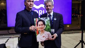 Zahájení 30. ročníku Fora 2000: Miloš Vystrčil připomněl Su Ťij (11. 10. 2026).