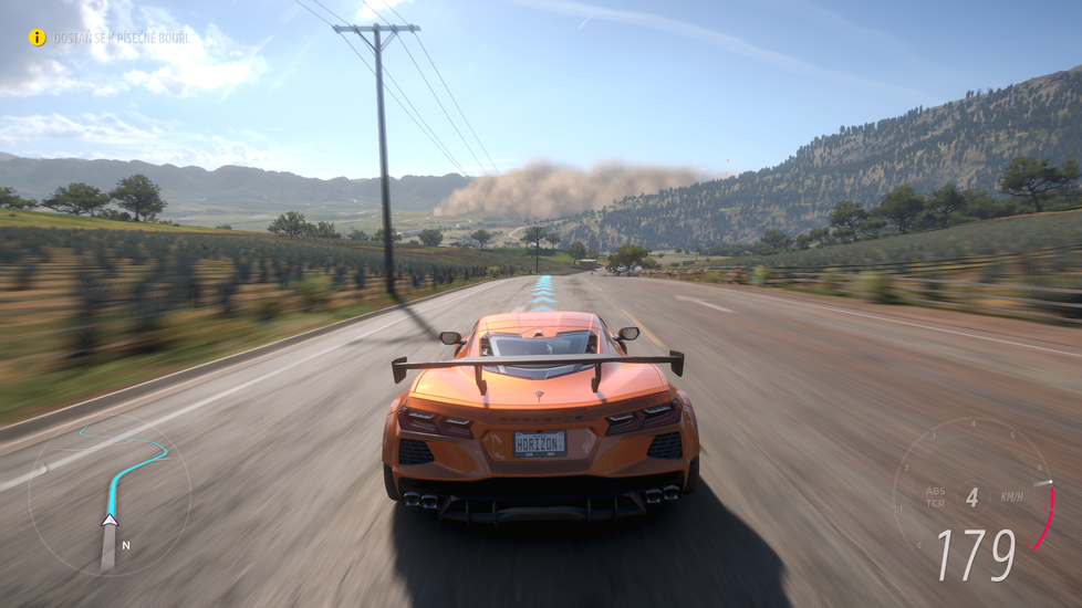 Forza Horizon 5 na konzoli Xbox One X.