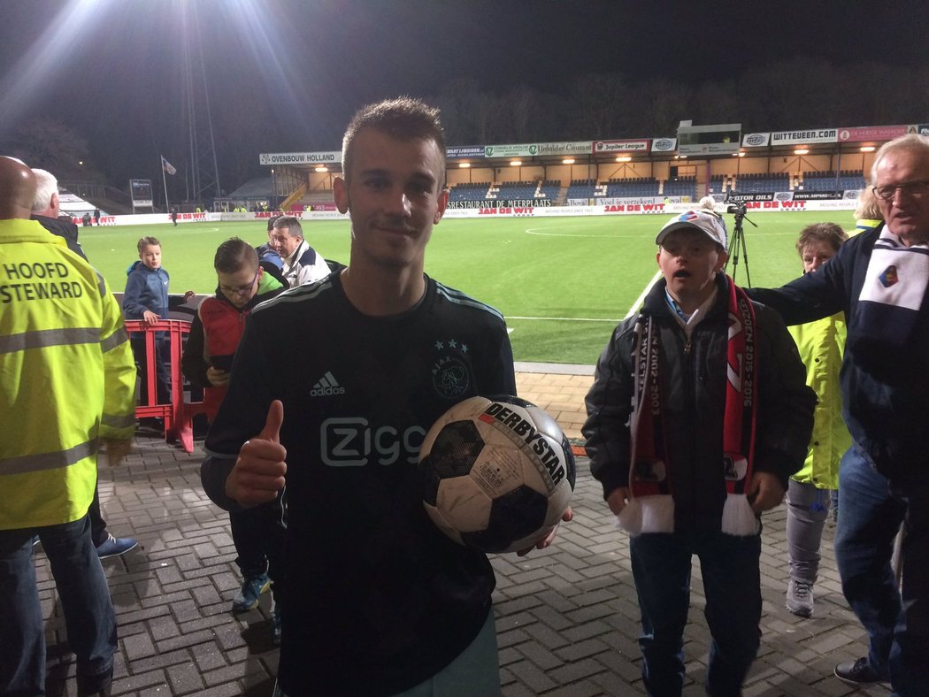 Václav Černý po zápase za Jong Ajax ve druhé lize, ve kterém vstřelil hattrick