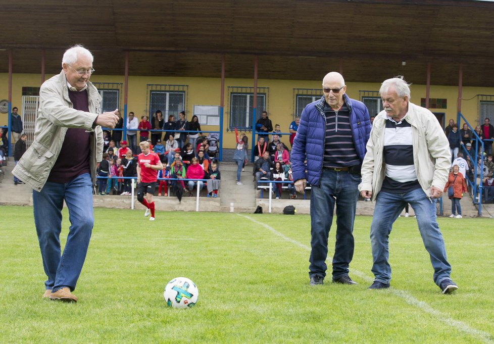 Jaroslav Satoranský, Karel Šíp, Karel Štědrý na fotbalu Amfora