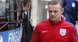 Wayne Rooney den po prohře s Islandem. Stejně jako celá anglická výprava se balí na cestu domů.