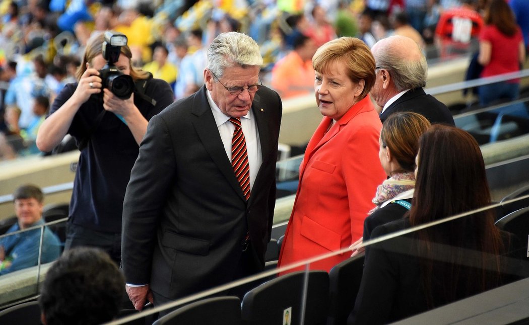 Na finále MS dorazili německý prezident Joachim Gauck a kancléřka Angela Merkelová