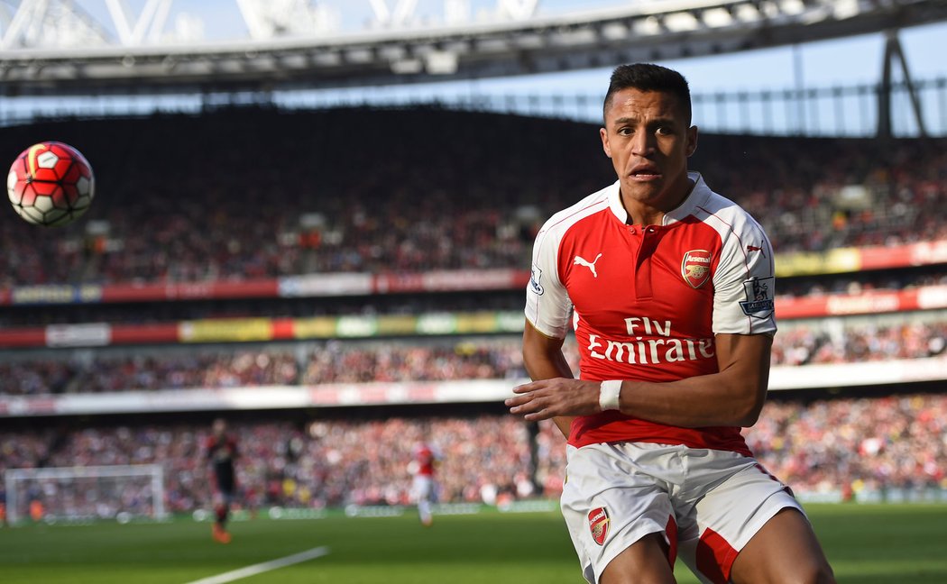 Proti Manchesteru United rozšířil Alexis Sánchez svůj střelecký účet