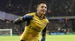 Kanonýr Arsenalu Alexis Sánchez vstřelil hattrick na půdě West Hamu