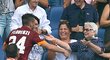 Dojemný moment. Alessandro Florenzi objal babičku a stadion AS Řím bouřil nadšením.