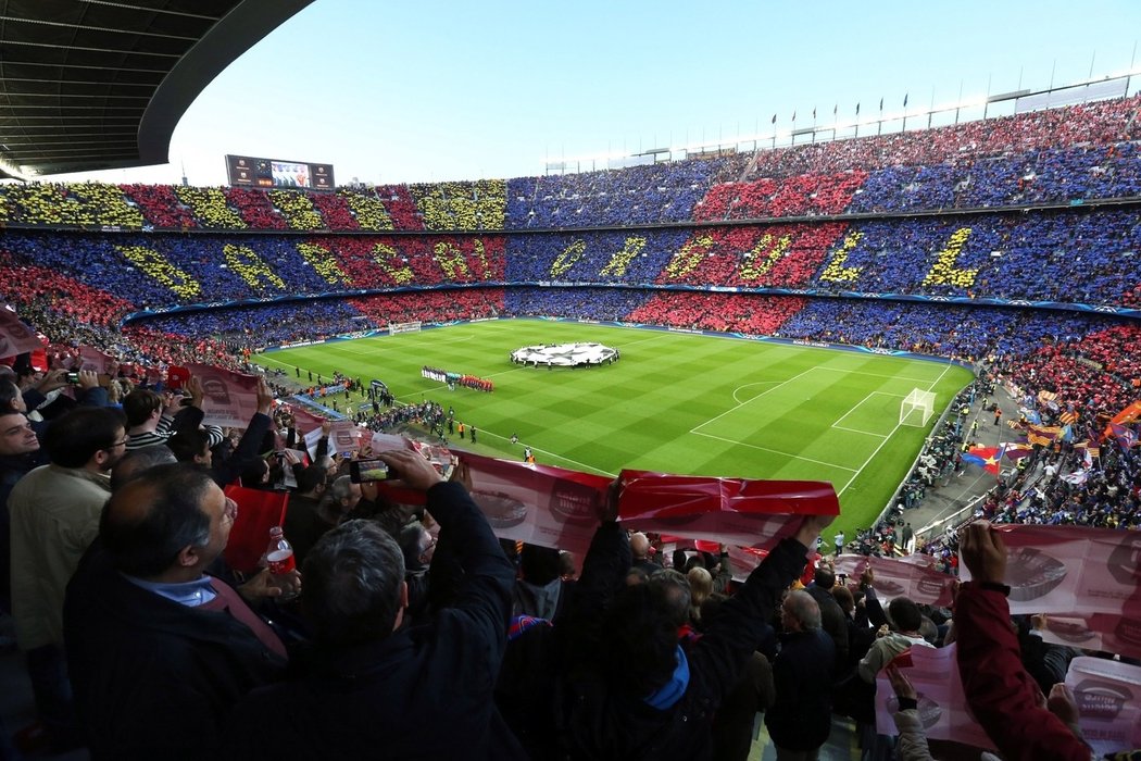 Barcelonský Nou Camp se právem řadí mezi nejkrásnější fotbalové stadiony světa