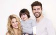 Pyšní rodiče. Zpěvačka Shakira a obránce Gerard Piqué se synem Milanem