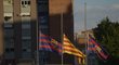 Katalánské a klubové vlajky jsou v Barceloně staženy kvůli smrti Tita Vilanovy na půl žerdi