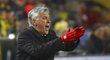 Trenér Bayernu Mnichov Carlo Ancelotti prestižní souboj s Dortmundem hodně prožíval