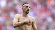 Franck Ribéry po svém posledním gólu za Bayern svlékl dres