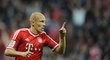 Arjen Robben (Bayern Mnichov). Nizozemský rychlík vyniká hlavně svým osvědčeným fíglem. Kličkou doleva, po níž následuje střela levačkou. Ačkoliv je to jeho známý způsob zakončení, jen málokdo ho umí zastavit.