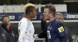 Během pohárového zápasu se David Beckham dostal do sporu s Modouem Sougou z Marseille