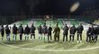 Fotbalisté Bohemians u domácího kotle po odložení utkání s Plzní