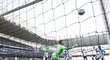 Kanonýr Bony Wilfried střílí první gól do sítě West Bromwiche