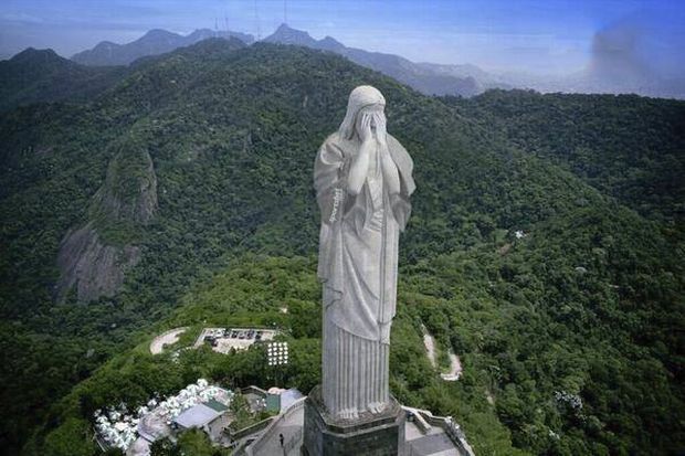 Jeden z vtipů na účet brazilských fotbalistů po debaklu s Německem Jeden z vtipů na účet brazilských fotbalistů po debaklu s Německem
