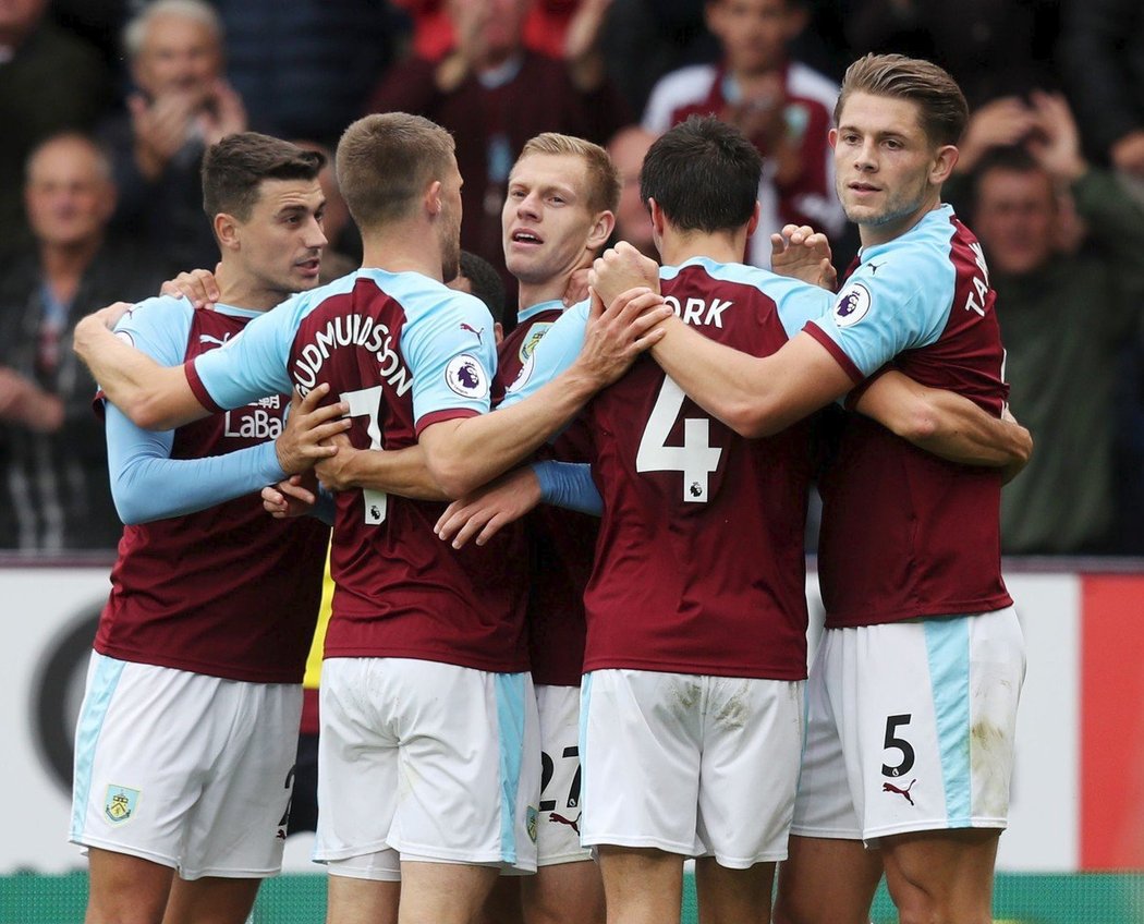 Matěj Vydra se dočkal v Premier League prvního gólu v dresu Burnley