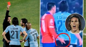 Sexuální útok při Copa América: Cavanimu strčil protihráč prst do zadku!