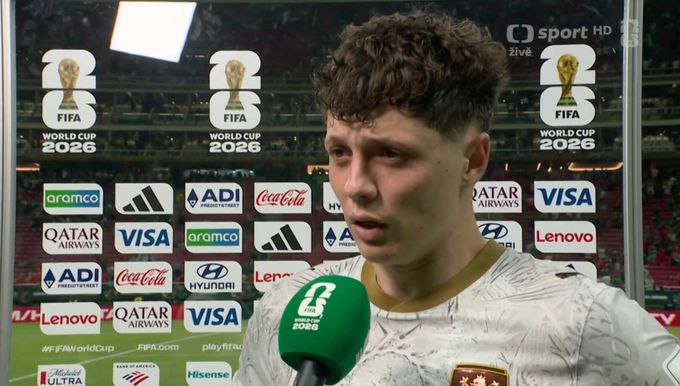 Krejčí slavil jako Rosický, ale Češi smutnili. Su nasr..., zlobil se kapitán Krejčí slavil jako Rosický, ale Češi smutnili. Su nasr..., zlobil se kapitán
