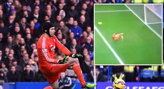 Skvělý Čech je zpět! Chelsea zachránil dvěma zákroky a sklidil aplaus