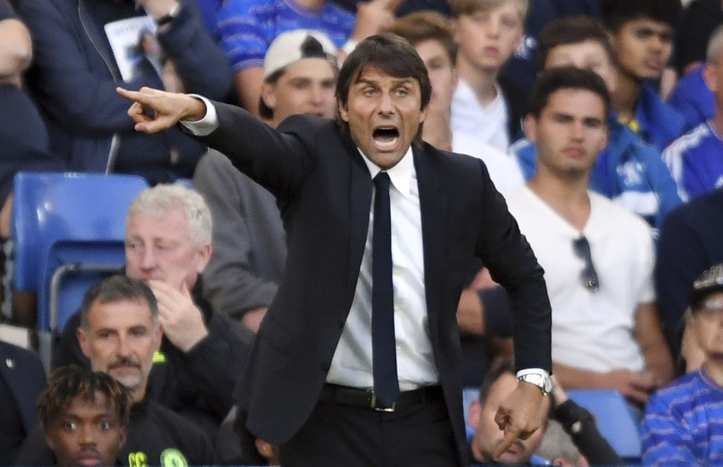 Antonio Conte prožívá každý moment na hřišti