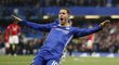 Eden Hazard slaví gól Chelsea proti Manchesteru United
