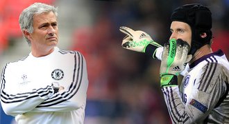 Mourinho povýší Čecha. I tak může v Chelsea skončit na lavičce