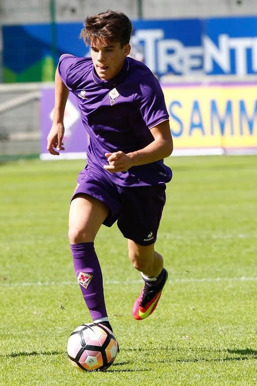 Ianis Hagi vyrazil hrát fotbal do Itálie