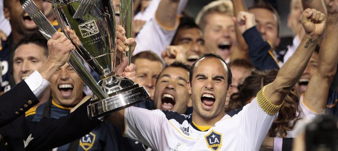 Landon Donovan se po dvouleté pauze rozhodl obnovit svoji hráčskou kariéru