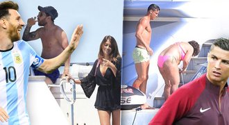 Roztáčí miliony! Messi a sexy Antonella, Ronaldo a baculatá maminka se sešli na Ibize