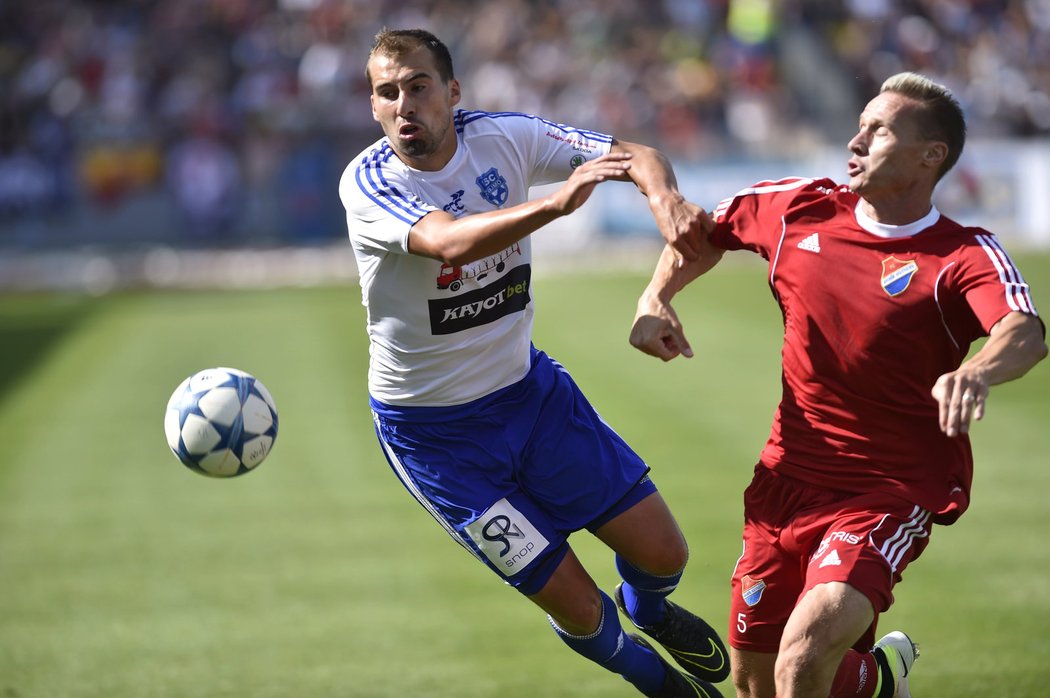 Fotbalisté Baníku Ostrava zahájili druholigovou sezonu ve Znojmě