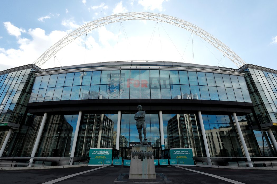 Stadion ve Wembley má hostit finále odloženého EURO