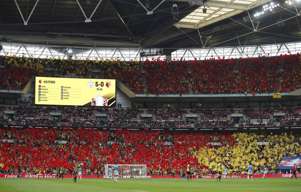 Na finále Anglického poháru dorazilo do Wembley hodně fanoušků Watfordu