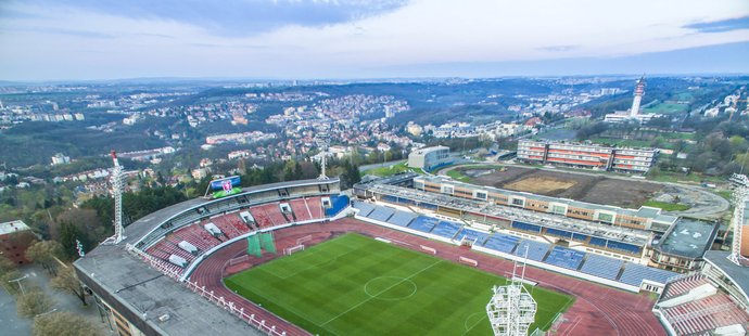 Z tohoto stadionu na pražském Strahově mohl být národní stánek.