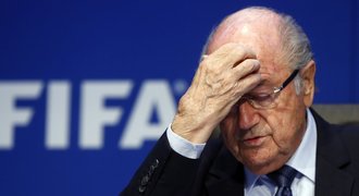 Blatter: Chtěli jsme MS 2022 v USA, ale Platini podpořil Katar