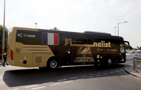 Francouzští fotbalisté opouští MS v Kagtaru