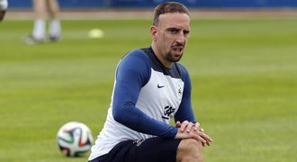 Hádka o Ribéryho. Zničili ho injekcemi? Nesmysl, hájí se Bayern