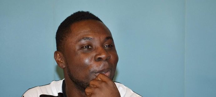 Freddy Adu při představení ve finském klubu Kuopion Palloseura