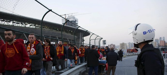 Utkání mezi Galatasaray a Fenerbahce bylo kvůli teroristické hrozbě zrušeno
