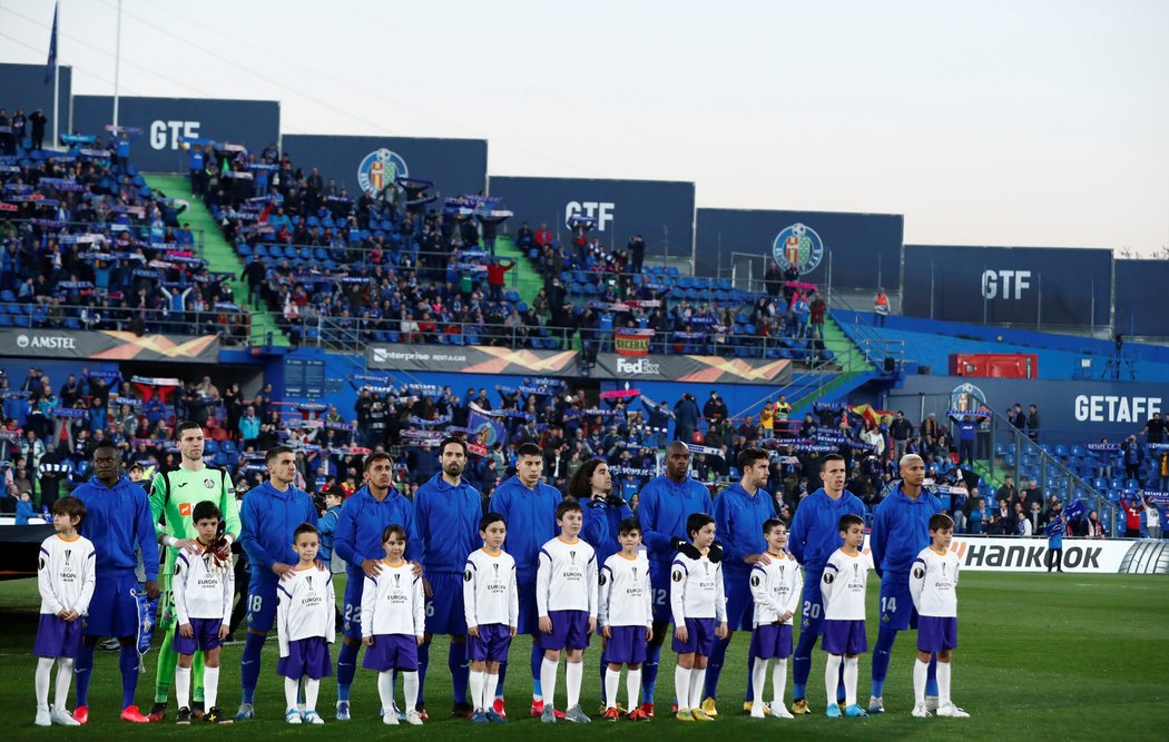 Fotbalisté Getafe před zápasem proti Ajaxu