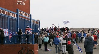 Jak soupeř Slavie padl do čtvrté ligy. Dlouhá cesta Rangers k titulu