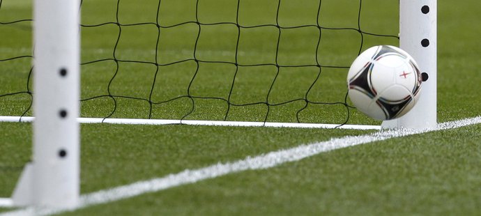 Pravidlová komise IFAB dala zelenou využití videozáznamů ve fotbale