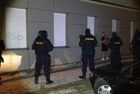 Fotbaloví chuligáni napadli ve Vršovicích příznivce Bohemians: Policisté je zatkli