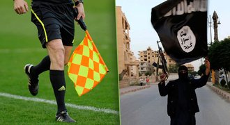 ISIS zakázal v Sýrii sudí ve fotbale. Fauly řešte podle práva šaría, nařídil