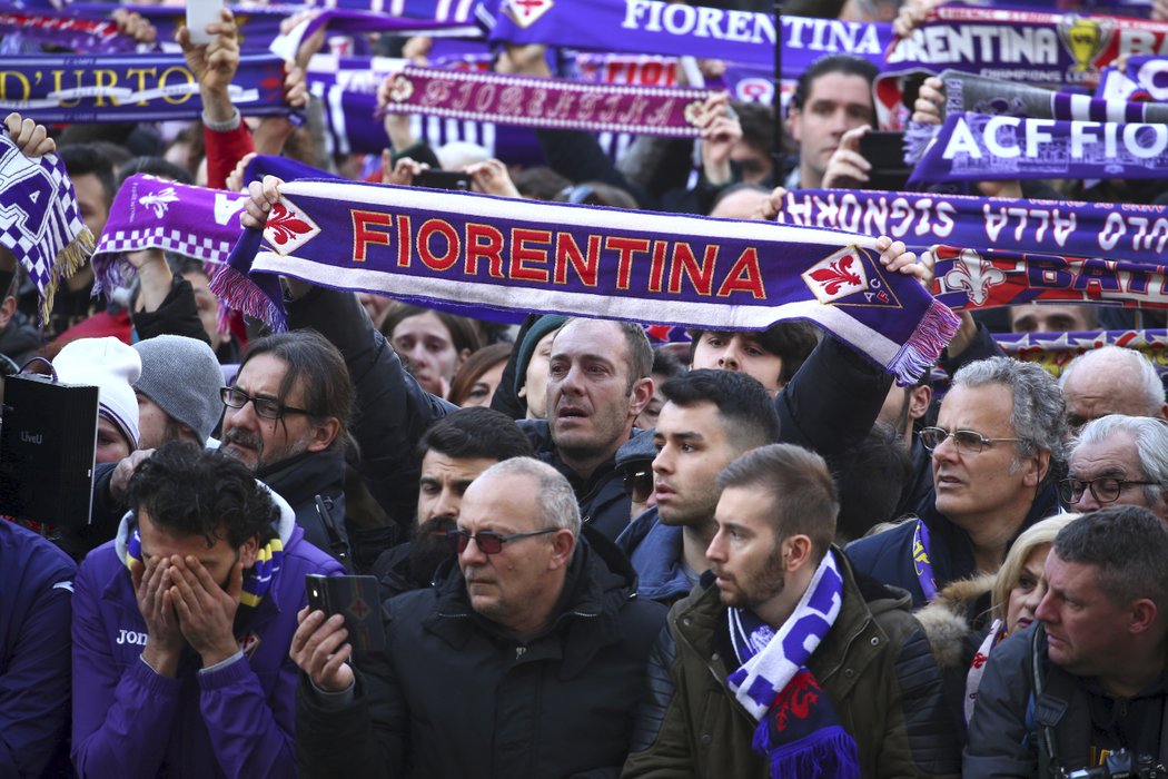 Fanoušci Fiorentiny se loučí s Astorim.